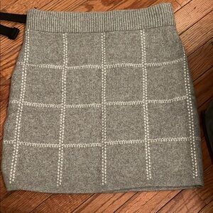 Gray Checkered Knit Skirt